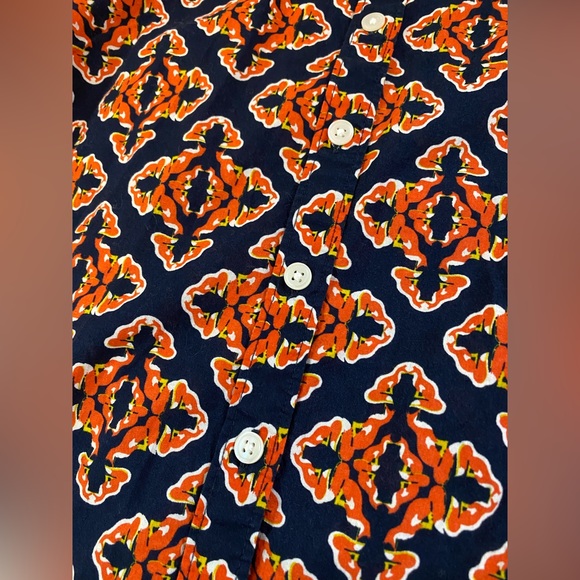 Crown & Ivy Button Down Long Sleeve Shirt - Picture 3 of 10